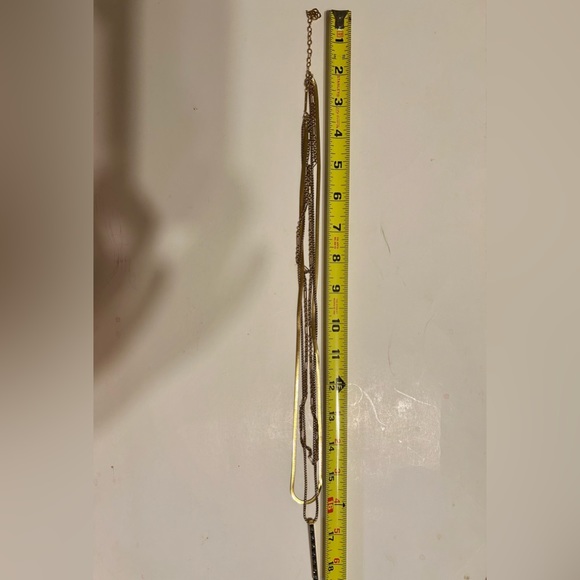 KENDRA SCOTT JACK VINTAGE GOLD MULTI STRAND NECKLACE IN CHARCOAL GRAY CRYSTAL - Picture 9 of 12